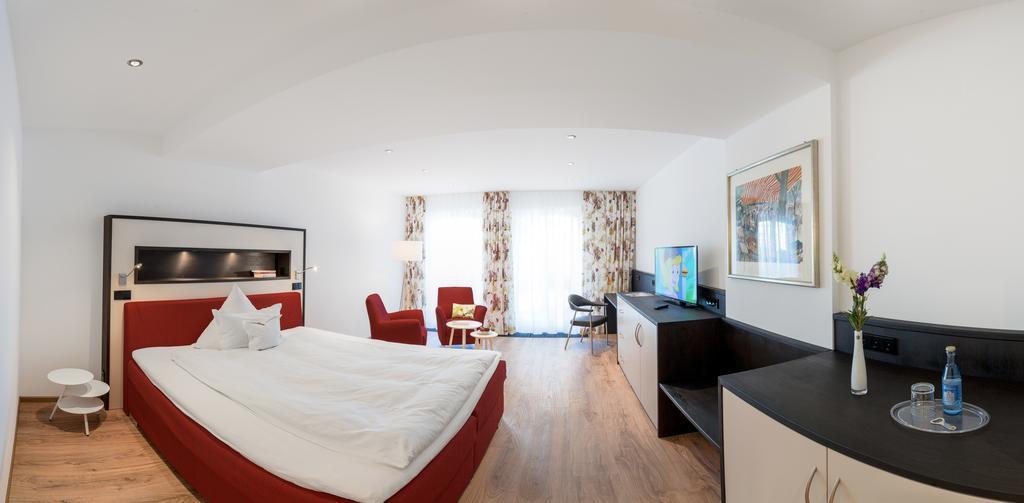 Hotel Adler Post Schwetzingen Kültér fotó